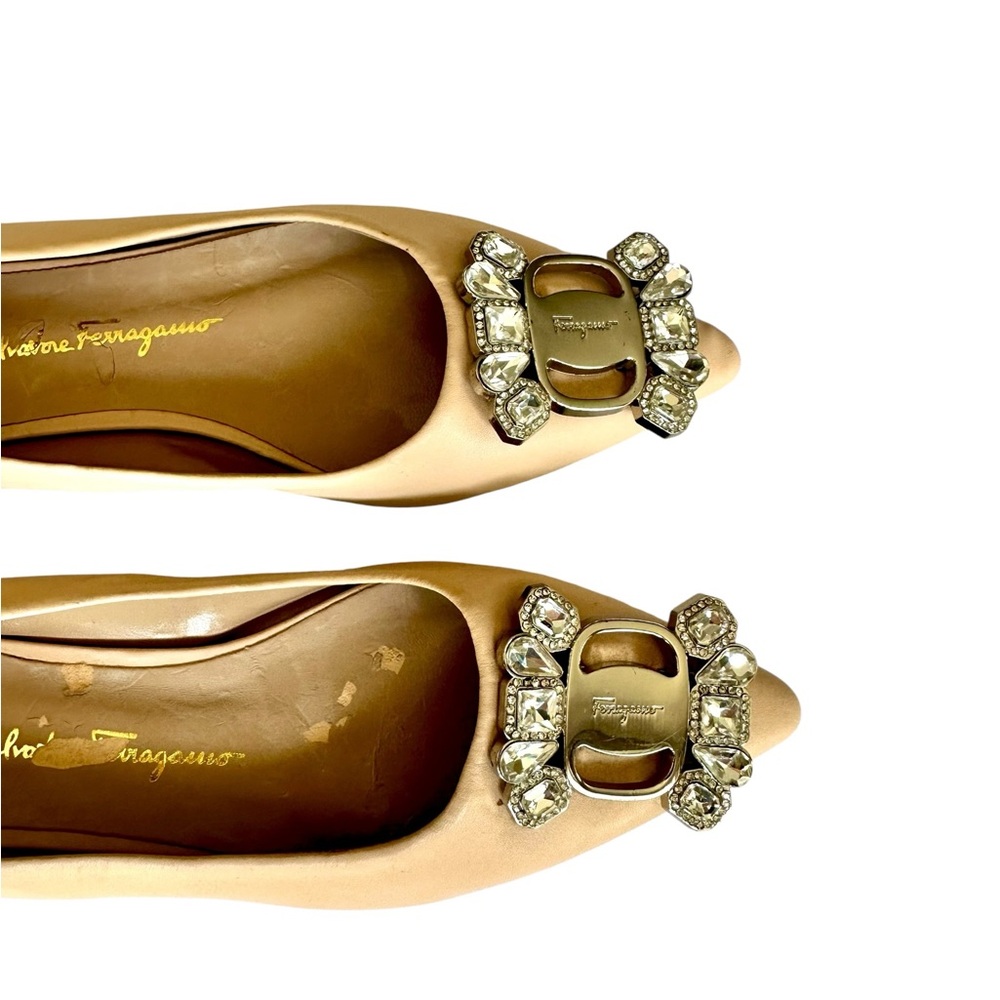 Salvatore Ferragamo Women’s Leather Flats - Picture 11 of 11